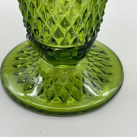 Vintage Indiana Glass Green Diamond Point Green Vase Pedestal - Picture 5 of 12